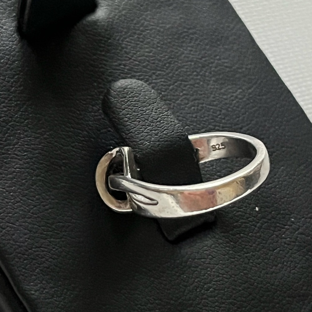 925 Sterling Silver Vintage Genuine Diamond Ring - Picture 3 of 11